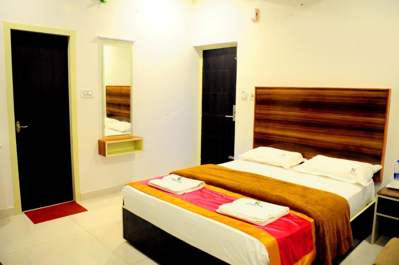 Hotel Rathna Park Perambalur Zewnętrze zdjęcie