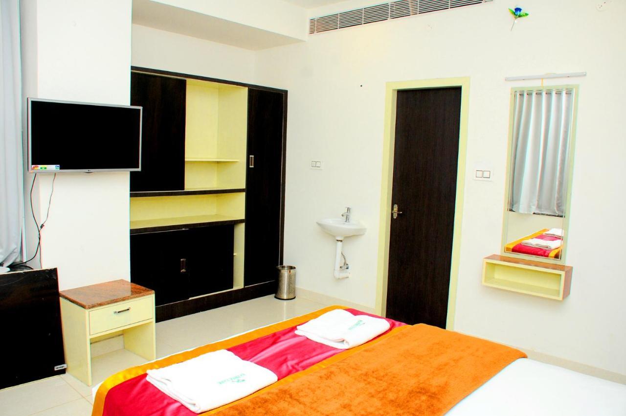 Hotel Rathna Park Perambalur Zewnętrze zdjęcie